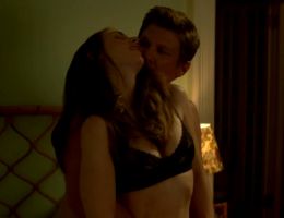 Alison Brie Having Her Pussy Rubbed In Sleeping With Other People