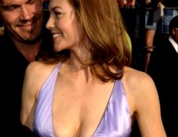 Diane Lane Showing Off Her Milfy Goods On The Red Carpet
