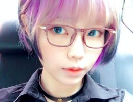 Girls With Glasses (23 Photos)