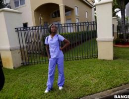 Lexxi Deep – Petite Young Black Nurse In Scrubs